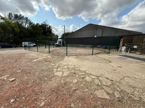 Redwell Wood Farm, Blackhorse Lane, Potters Bar, EN6