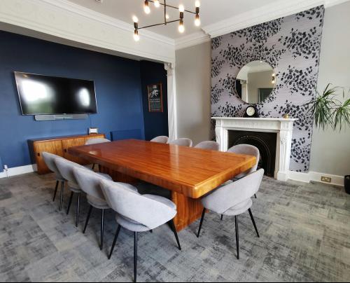 Worting House, Church Lane, Worting, Basingstoke, RG23