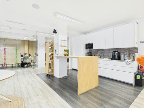 Unit 3, 9 Bell Yard Mews, Bermondsey, London, SE1