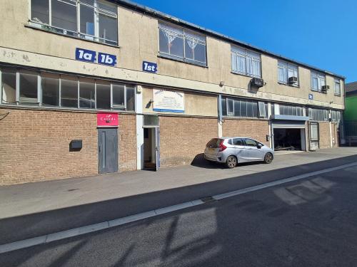 Unit 1, 87 Beddington Lane, Croydon, CR0
