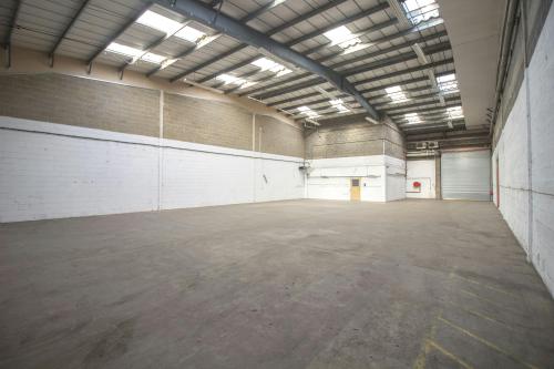 Units 14&15, Saxon Way Trading Estate, West Drayton, UB7