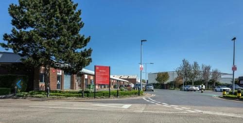Slough Trading Estate, 383 Sykes Road, Slough, SL1
