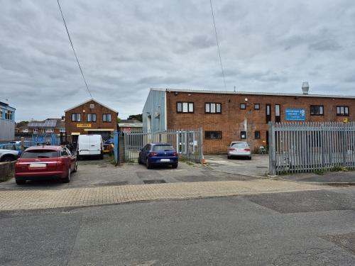 Unit B Tarodene House, Gore Road Industrial Estate, New Milton, BH25