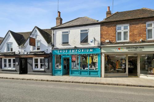 2 Dukes Place, Marlow, SL7