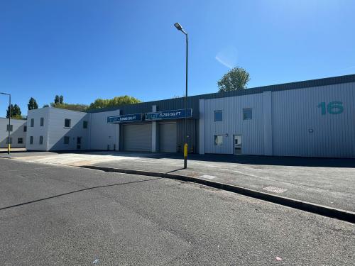 Units 14 Saxon Way, Trading Centre, Saxon Way, Harmondsworth, West Drayton, UB7
