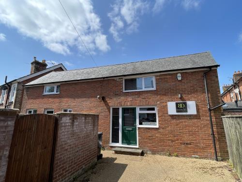 The Old Bakery, 68B Grove Road, Wimborne, BH21