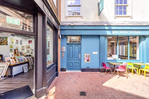 Office 4, 10 Hanningtons Lane, Brighton, BN1