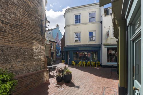 Office 4, 10 Hanningtons Lane, Brighton, BN1