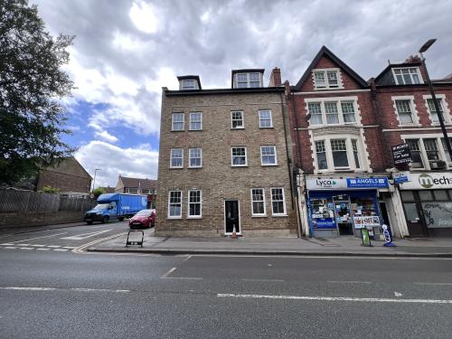 84 Manor Road, Wallington, SM6