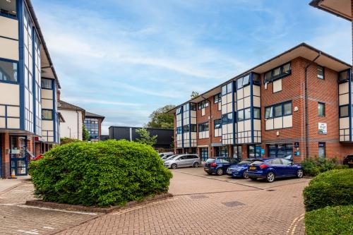 Unit 8, Mountbatten Business Centre, Millbrook Road East, Southampton, SO15