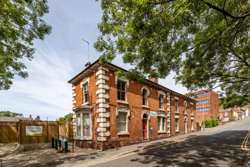 34 & 35 Orchard Street/Rauceby Terrace, Lincoln, LN1