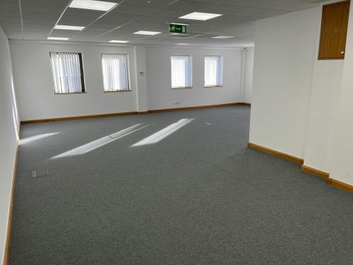 Unit 7, Bell Business Park, Smeaton Close, Aylesbury, HP19