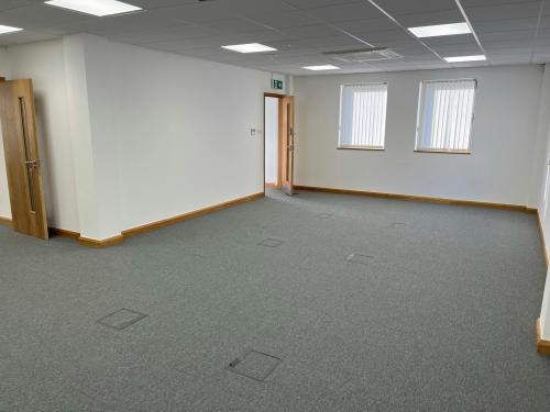 Unit 7, Bell Business Park, Smeaton Close, Aylesbury, HP19