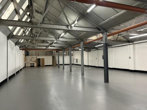 Unit 9a, Britannia Estate, Leagrave Road, Luton, LU3