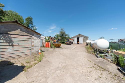 Industrial, Blaby Road, Enderby, Leicester, LE19