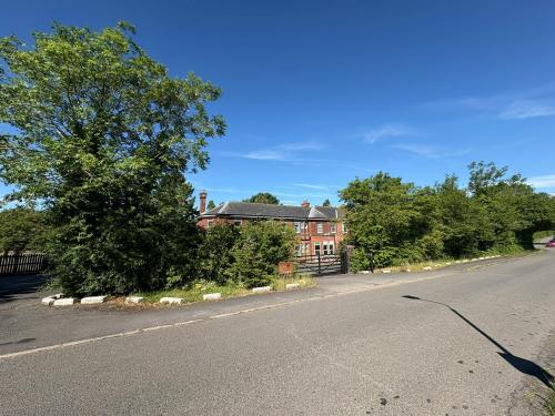 Minster View, Normanton Road, Southwell, NG25