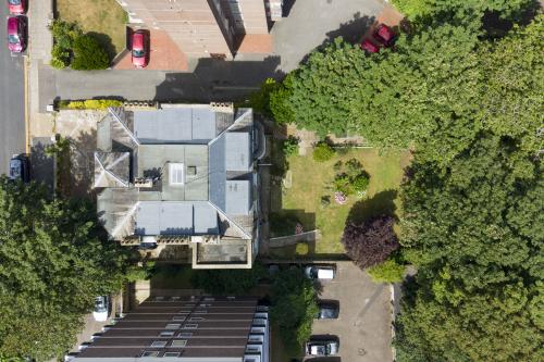 14 Eaton Gardens, Hove, BN3
