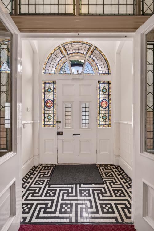 14 Eaton Gardens, Hove, BN3