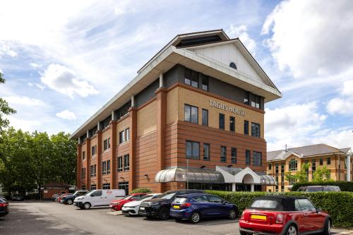 Part First Floor Tagus House, Ocean Village, Southampton, SO14