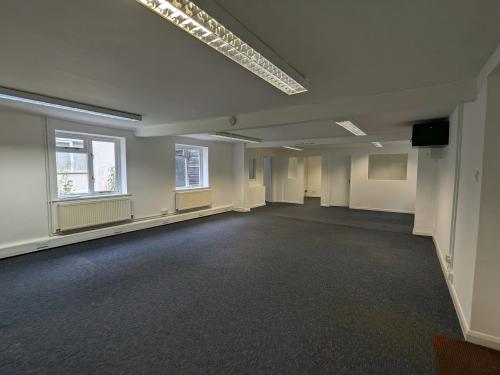 Unit 6, Loseley Park, Guildford, GU3
