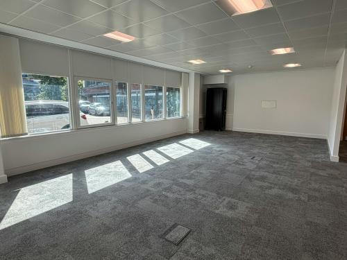 31 Homer Road, Solihull, B91