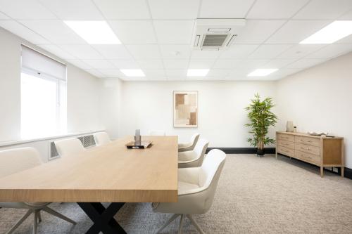 Connaught House, 1-3 Mount Street, Mayfair, London, W1K