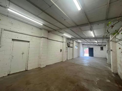 Unit 4 Brook End, Weston Turville, HP22