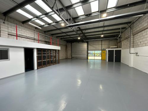 Unit 16, Ash Industrial Estate, Kembrey Park, Swindon, SN2