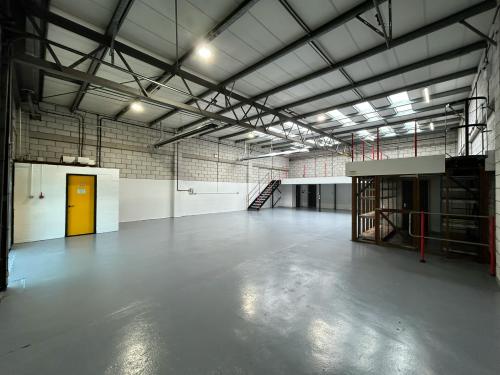Unit 16, Ash Industrial Estate, Kembrey Park, Swindon, SN2
