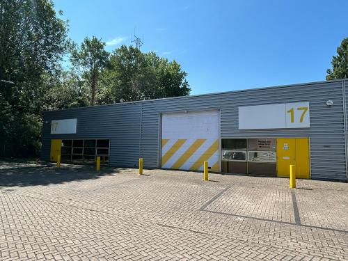 Unit 17, Ash Industrial Estate, Kembrey Park, Swindon, SN2