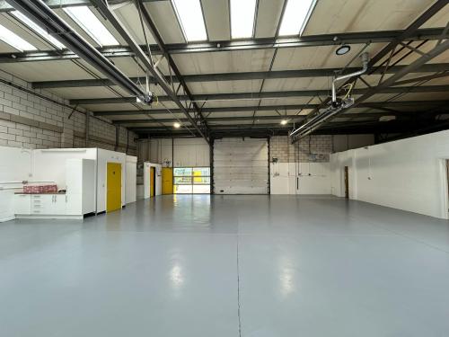Unit 17, Ash Industrial Estate, Kembrey Park, Swindon, SN2
