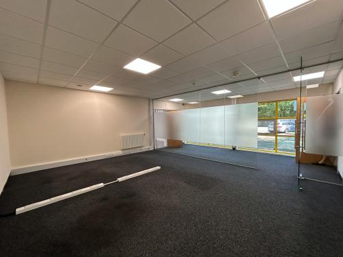 Unit 17, Ash Industrial Estate, Kembrey Park, Swindon, SN2