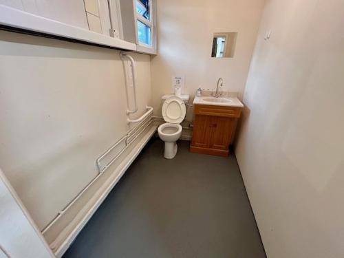Unit 6, 65/67 Bath Road, Thatcham, RG18