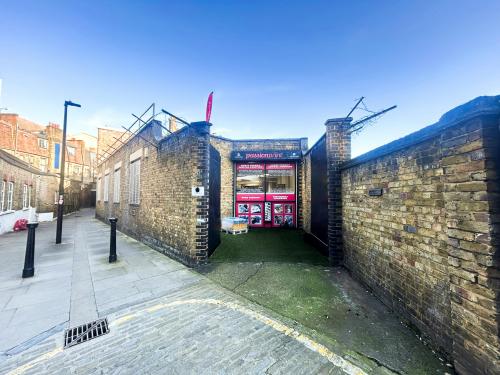 8 St Chad's Place, King's Cross, London, WC1X