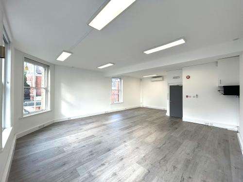 Suite 3 & 5 Islington House, 313-314 Upper Street, Angel, London, N1