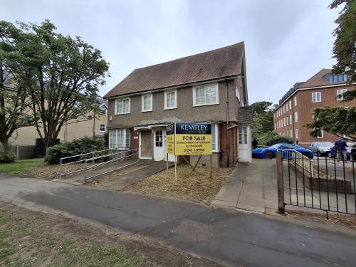 1-2 Seven Arches Road, Brentwood, CM14