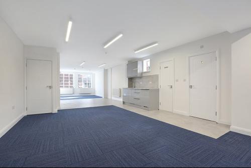 37 Kew Road, Richmond, TW9