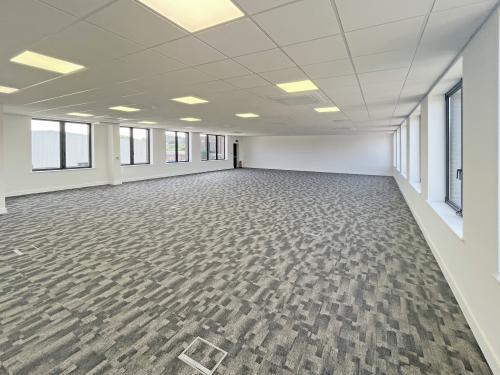 Unit 81, Barwell Business Park, Leatherhead Road, Chessington, KT9