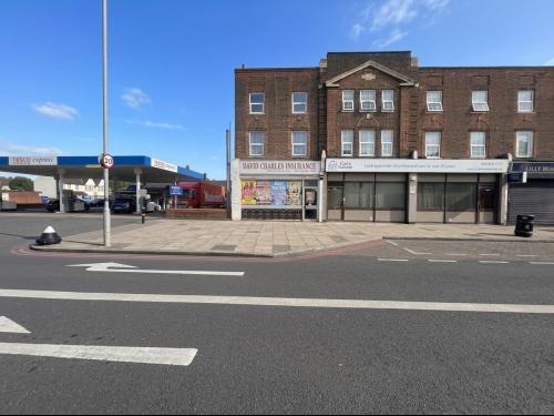 1074 London Road, Thornton Heath, CR7