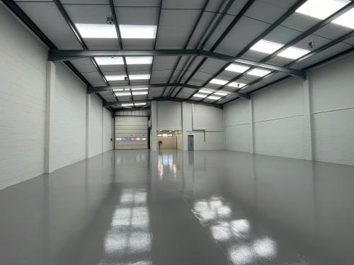 Unit 19, North Orbital Commercial Park, Napsbury Lane, St. Albans, AL1