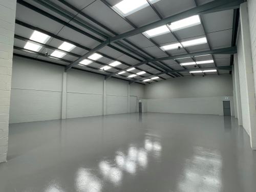 Unit 19, North Orbital Commercial Park, Napsbury Lane, St. Albans, AL1