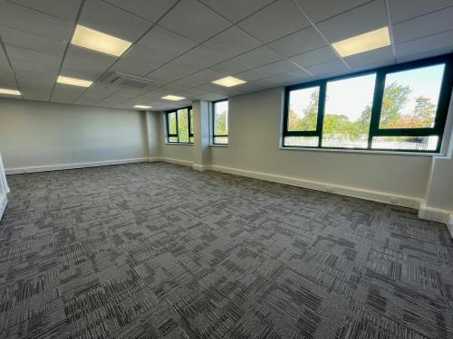Unit 19, North Orbital Commercial Park, Napsbury Lane, St. Albans, AL1