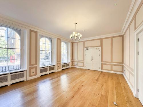 1 Hobart Place, Belgravia, London, SW1W