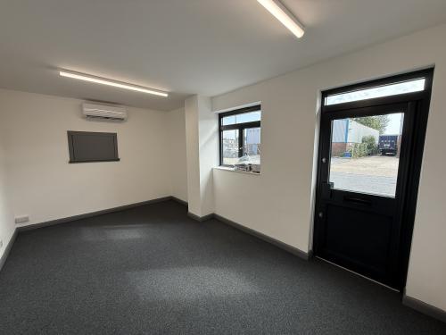 Unit C5, Deacon Trading Estate, Chickenhall Lane, Eastleigh, SO50
