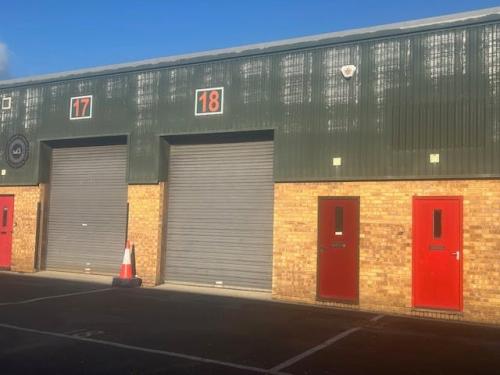 Unit 18, Bumpers Enterprise Centre, Vincients Road, Chippenham, SN14