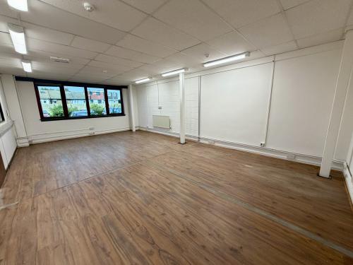 14 & 15 Titan Court, Office, Laporte Way, Luton, LU4