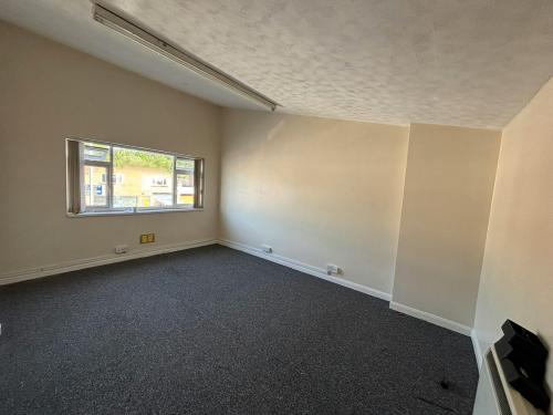Unit 9, Ferndown Industrial Estate, Telford Road, Wimborne, BH21