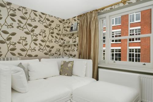 74 Compton Street, Clerkenwell, London, EC1V