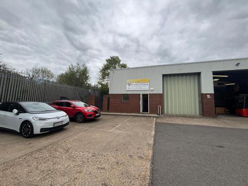 Unit 15 Such Close, Works Road, Letchworth Garden City, SG6