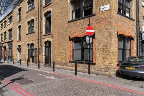 63 Rivington Street, Shoreditch, London, EC2A